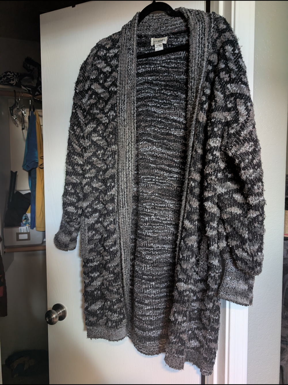 Vintage 80's Yarn Works Cozy Open-Front Gray Patterned Long Cardigan